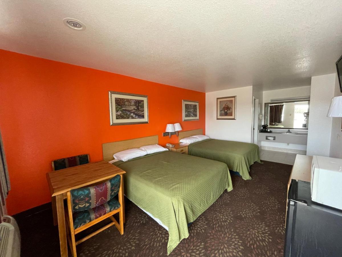 Greystone Inn Bridgeport Bagian luar foto