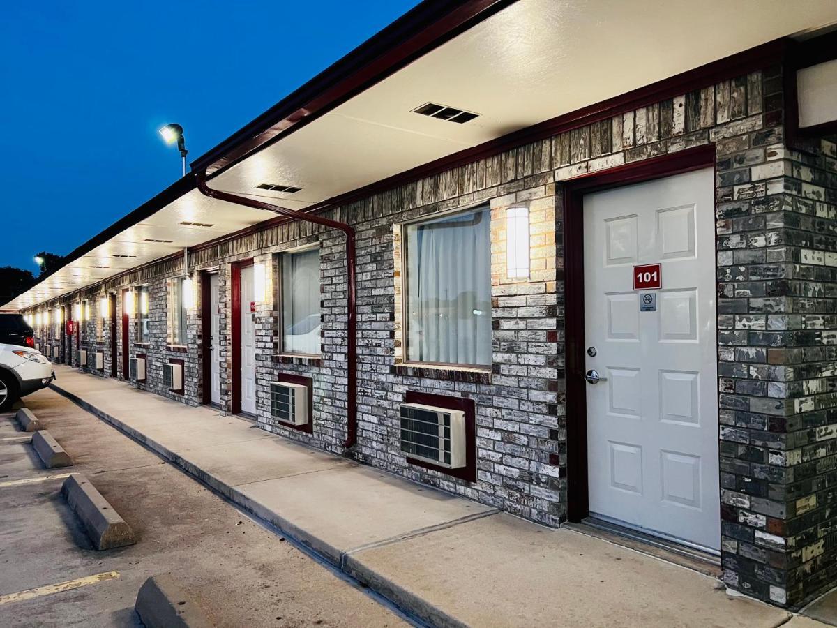 Greystone Inn Bridgeport Bagian luar foto