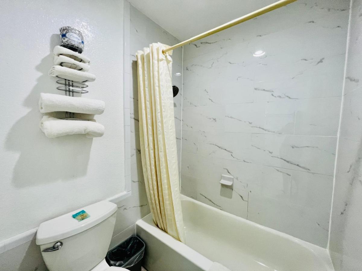 Greystone Inn Bridgeport Bagian luar foto